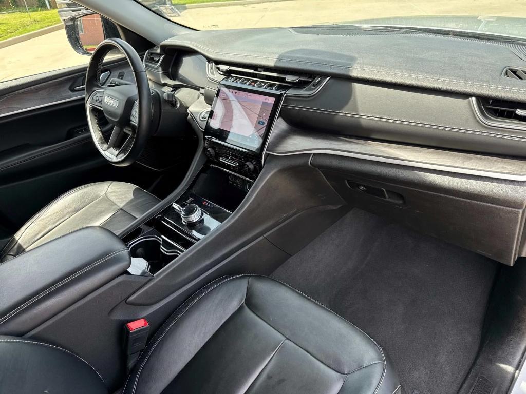 used 2022 Jeep Grand Cherokee car, priced at $33,449
