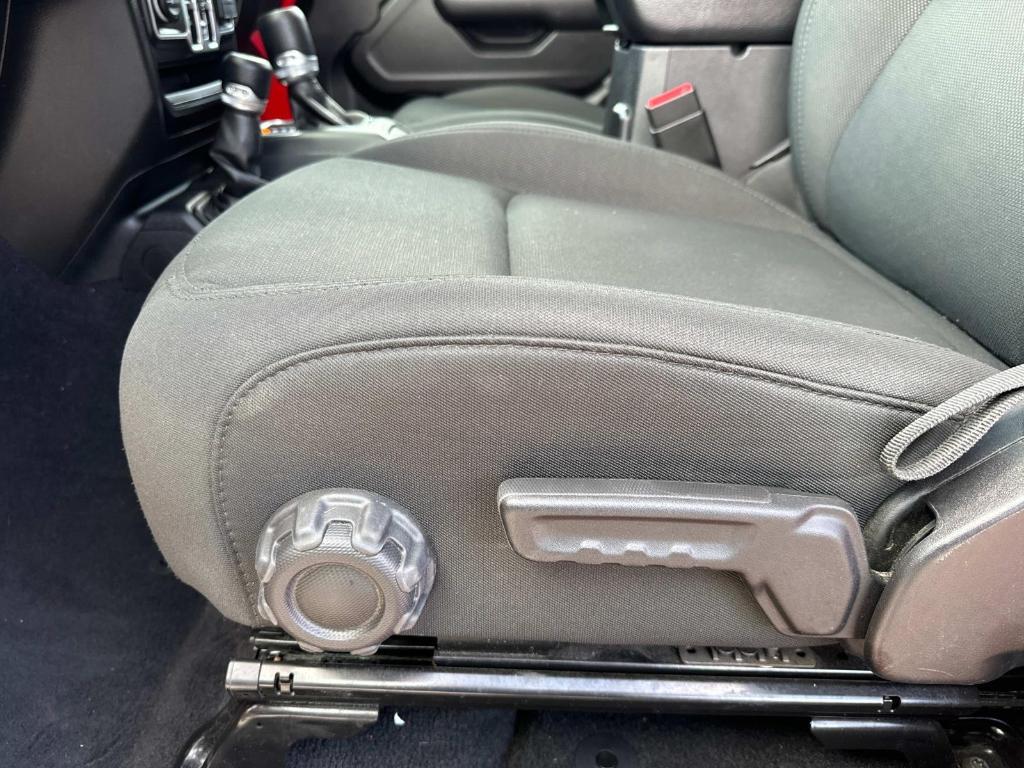 used 2021 Jeep Wrangler Unlimited car, priced at $33,832