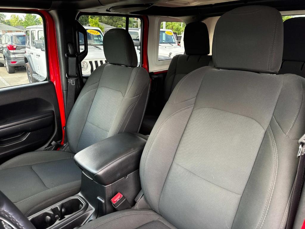 used 2021 Jeep Wrangler Unlimited car, priced at $33,832