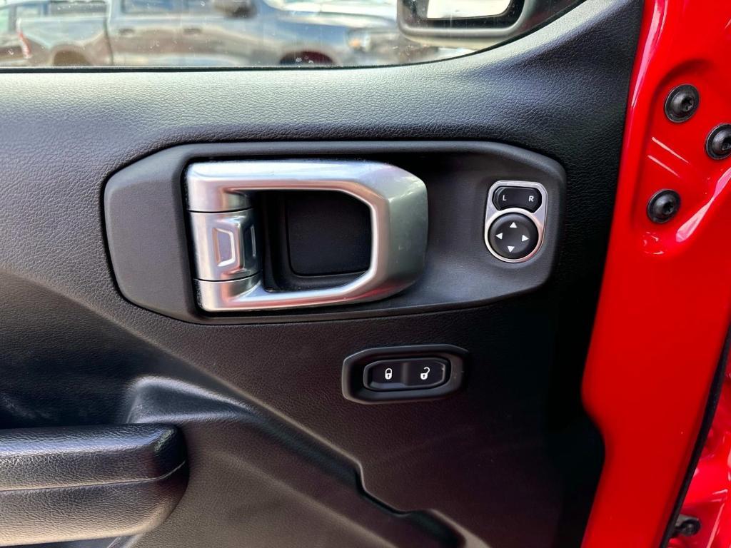 used 2021 Jeep Wrangler Unlimited car, priced at $32,988