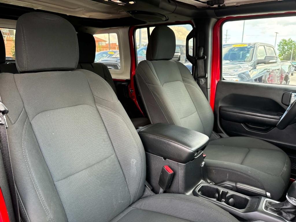 used 2021 Jeep Wrangler Unlimited car, priced at $32,988