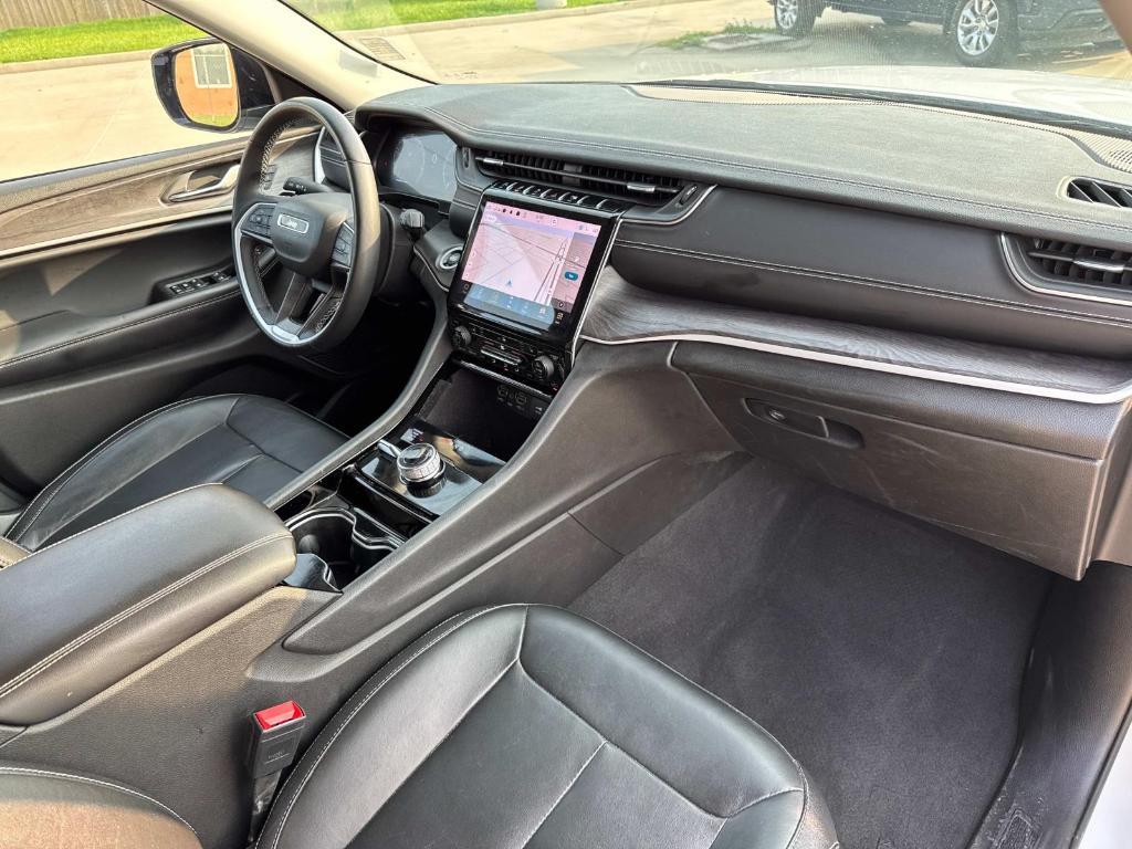 used 2022 Jeep Grand Cherokee car, priced at $30,487
