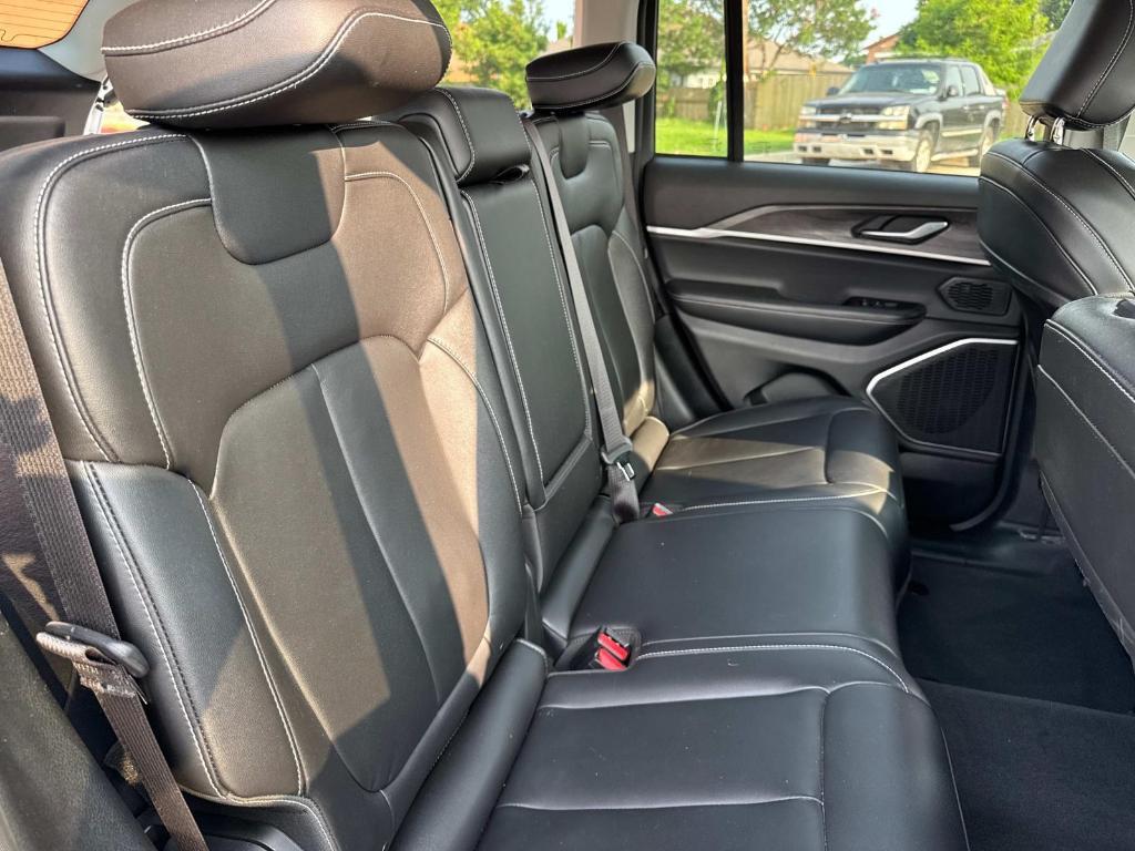 used 2022 Jeep Grand Cherokee car, priced at $30,487