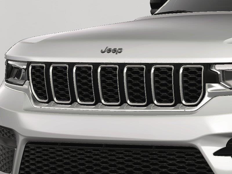 new 2025 Jeep Grand Cherokee car, priced at $36,625