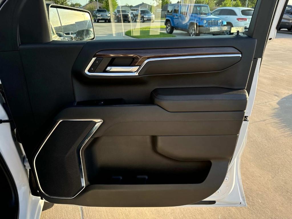 used 2022 Chevrolet Silverado 1500 car, priced at $36,900