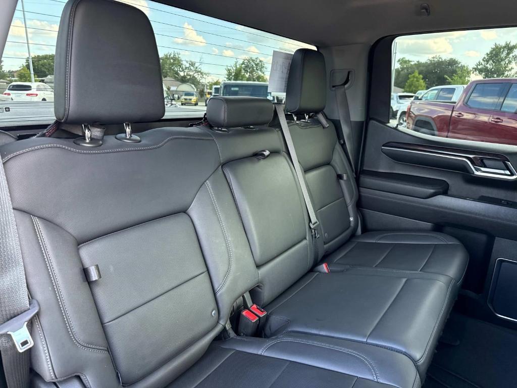 used 2022 GMC Sierra 1500 car, priced at $38,900