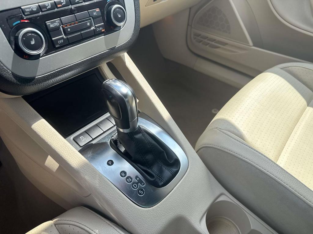 used 2012 Volkswagen Eos car, priced at $9,887