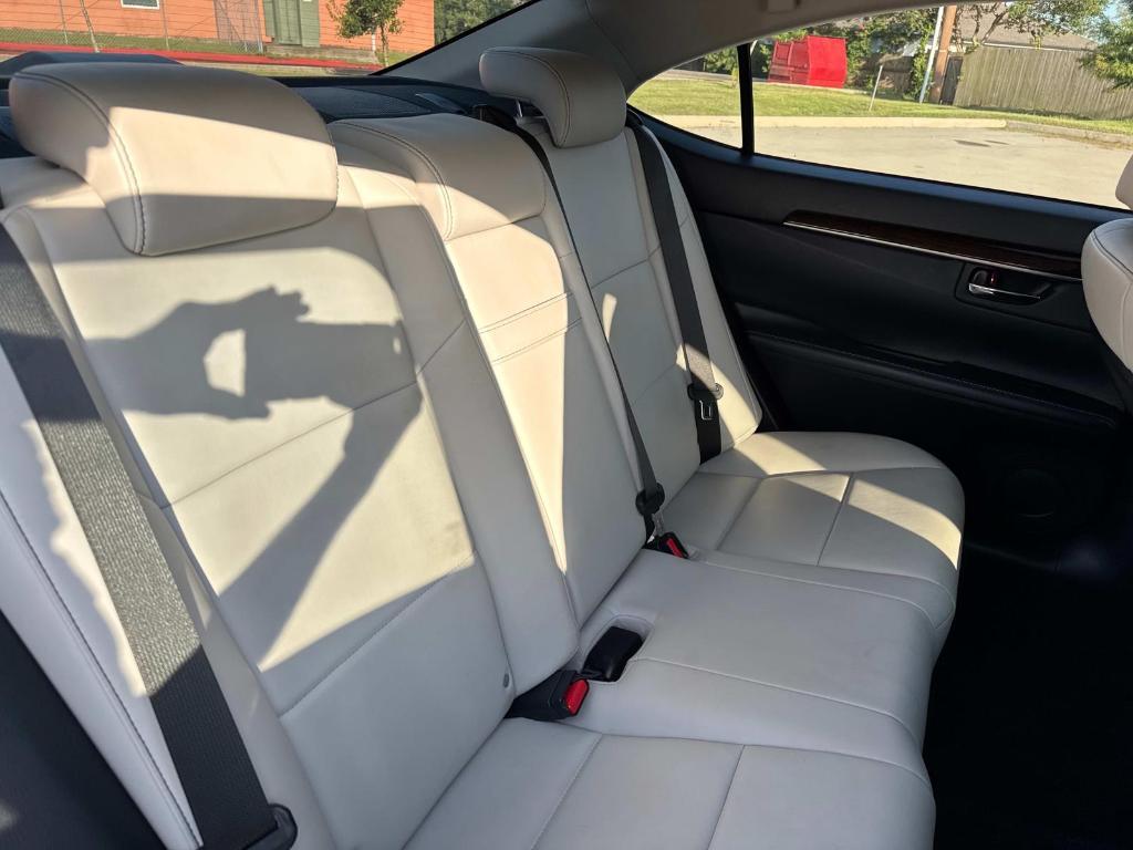 used 2013 Lexus ES 350 car, priced at $15,990