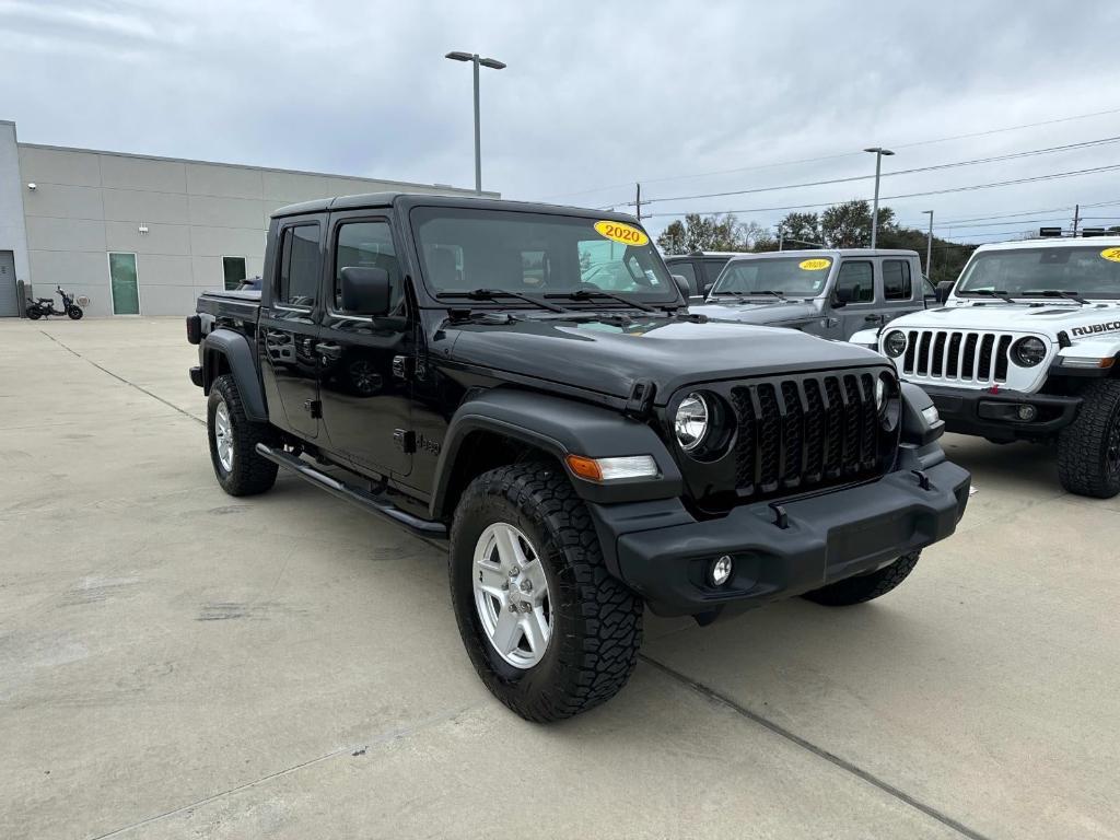 used 2020 Jeep Gladiator car, priced at $30,443