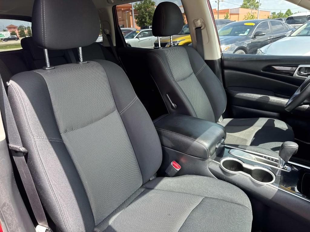 used 2019 Nissan Pathfinder car, priced at $16,487