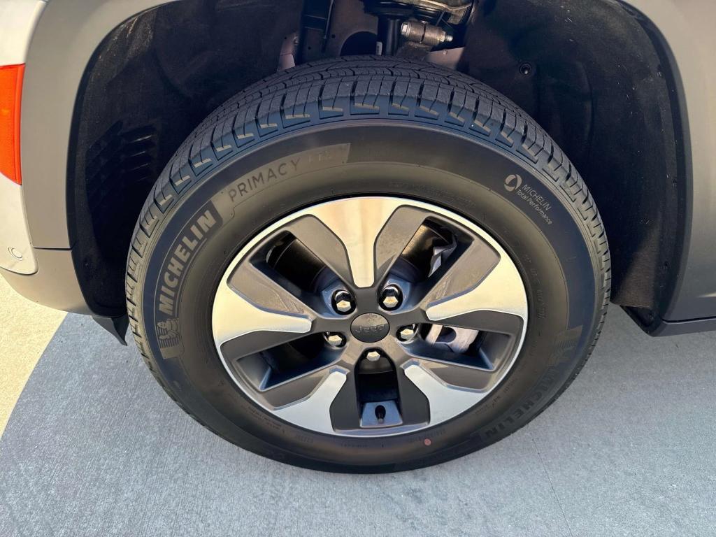 used 2022 Jeep Grand Cherokee 4xe car, priced at $31,441