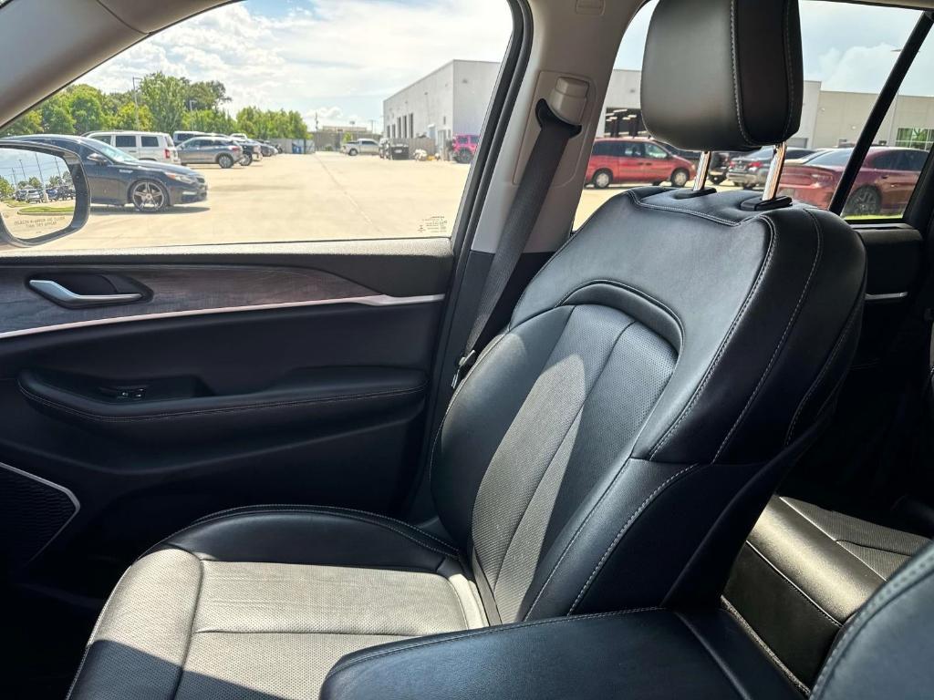 used 2022 Jeep Grand Cherokee 4xe car, priced at $31,441