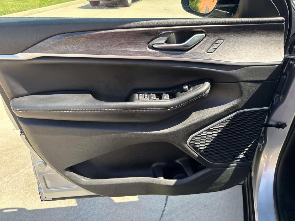 used 2022 Jeep Grand Cherokee 4xe car, priced at $31,441