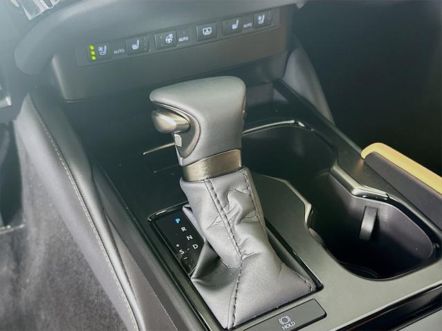 used 2024 Lexus ES 350 car, priced at $47,990