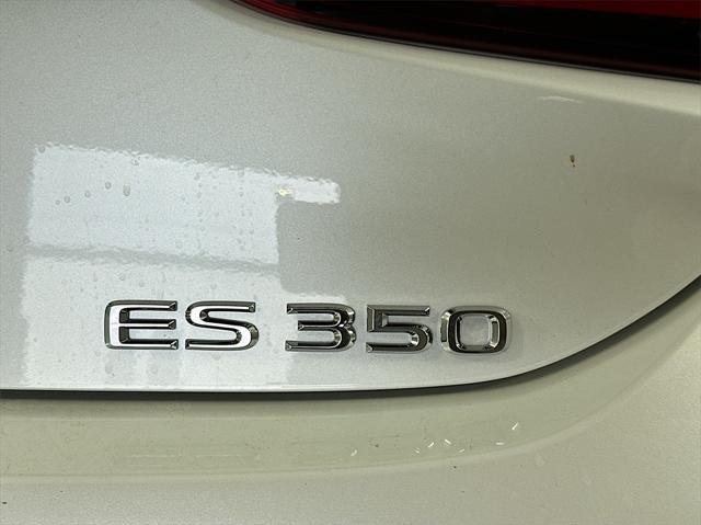 new 2024 Lexus ES 350 car, priced at $50,280