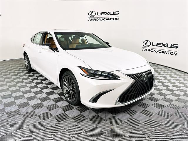 new 2024 Lexus ES 300h car, priced at $56,375