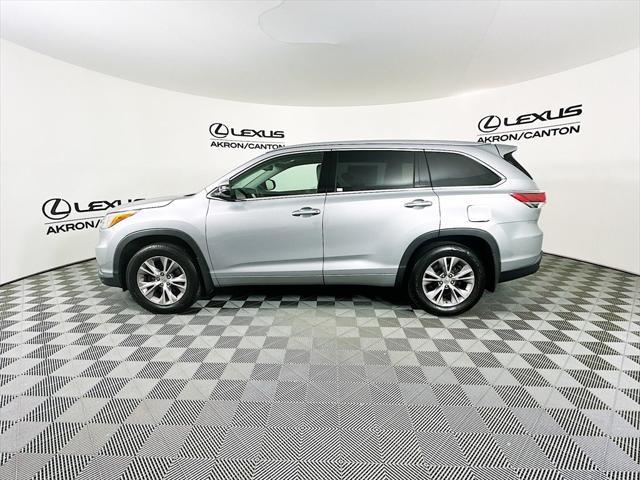 used 2015 Toyota Highlander car, priced at $18,990