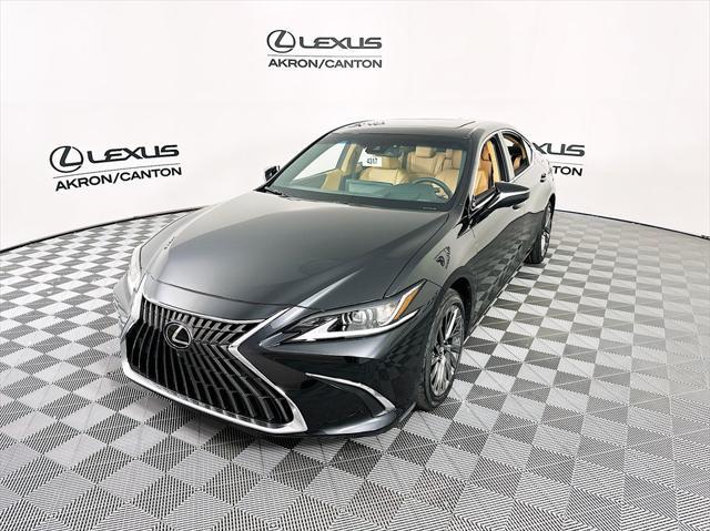 new 2024 Lexus ES 300h car, priced at $55,295