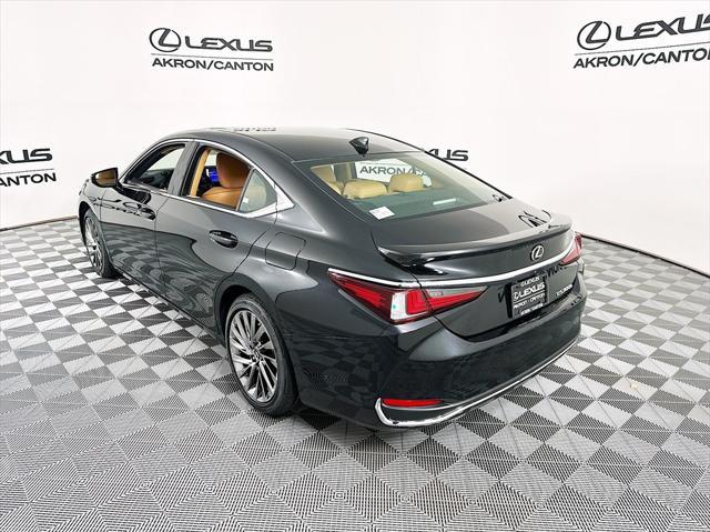 new 2024 Lexus ES 300h car, priced at $55,295