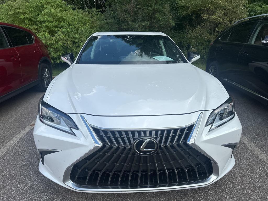 used 2022 Lexus ES 350 car, priced at $37,564