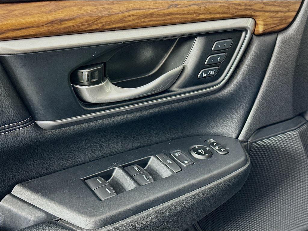 used 2019 Honda CR-V car, priced at $23,490