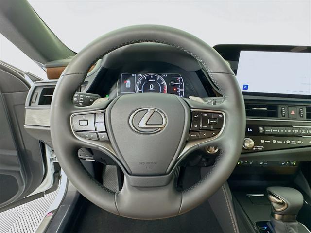 new 2025 Lexus ES 350 car, priced at $52,409