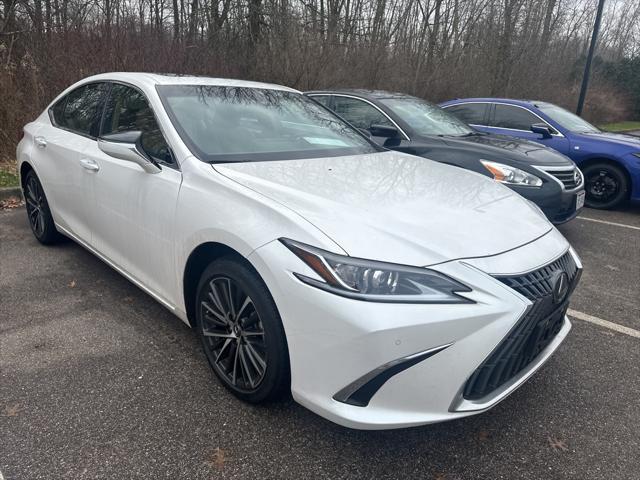 used 2024 Lexus ES 350 car, priced at $43,983