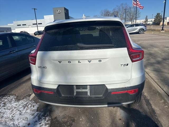 used 2020 Volvo XC40 car, priced at $20,963