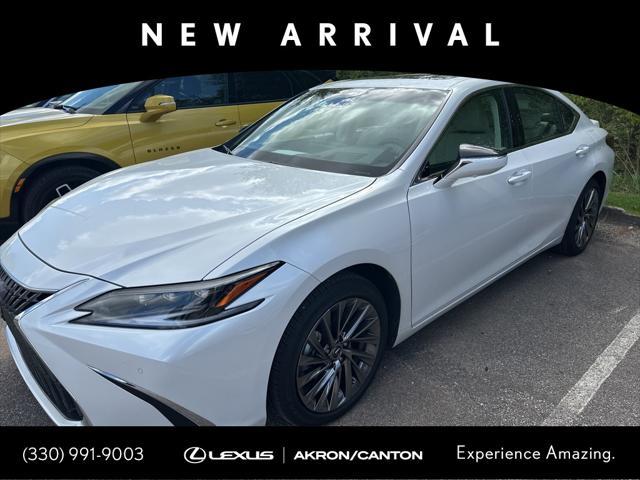 used 2025 Lexus ES 300h car, priced at $54,990