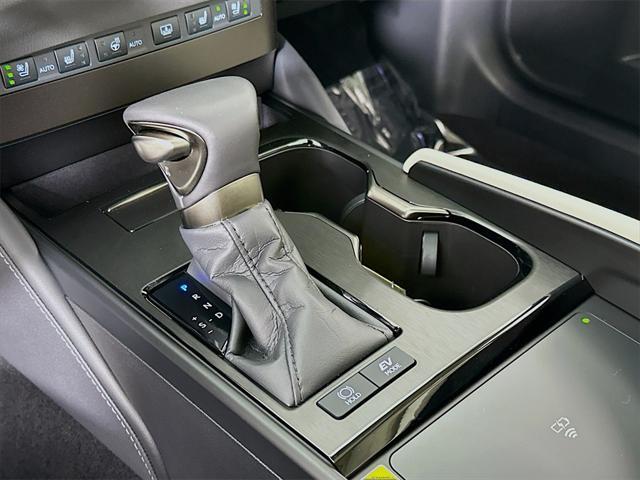 used 2025 Lexus ES 300h car, priced at $54,990