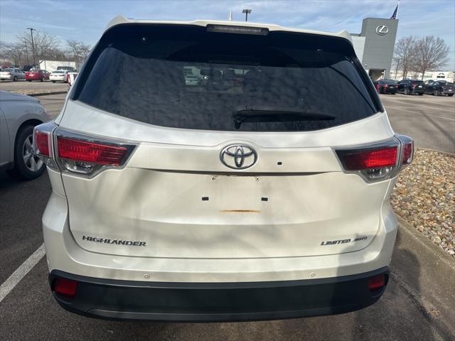 used 2015 Toyota Highlander car, priced at $22,317