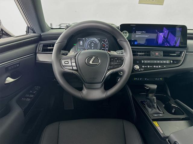 new 2025 Lexus ES 300h car, priced at $51,394