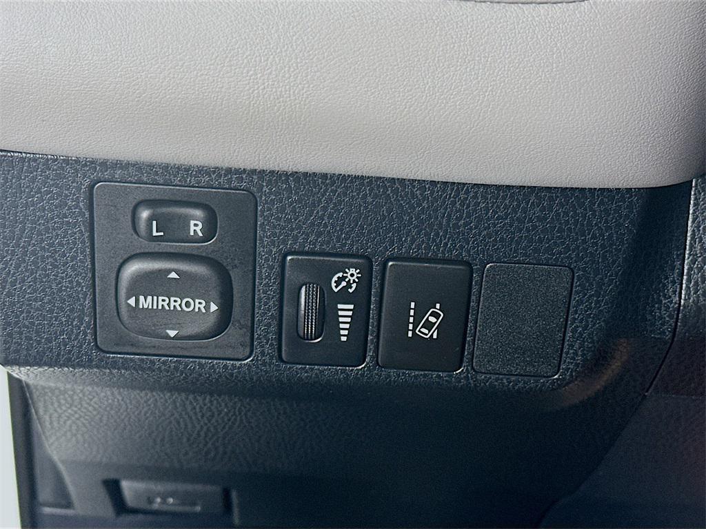 used 2017 Toyota RAV4 Hybrid car, priced at $15,988