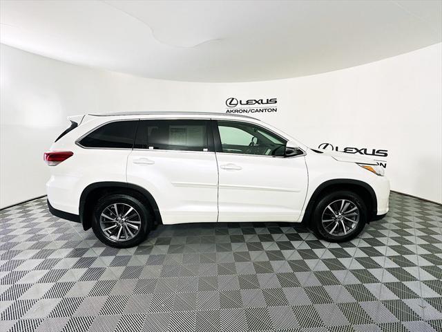 used 2017 Toyota Highlander car, priced at $22,490