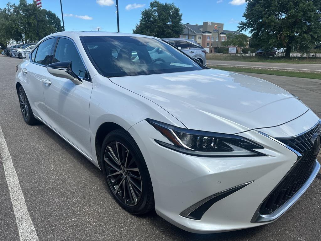 used 2023 Lexus ES 350 car, priced at $37,990