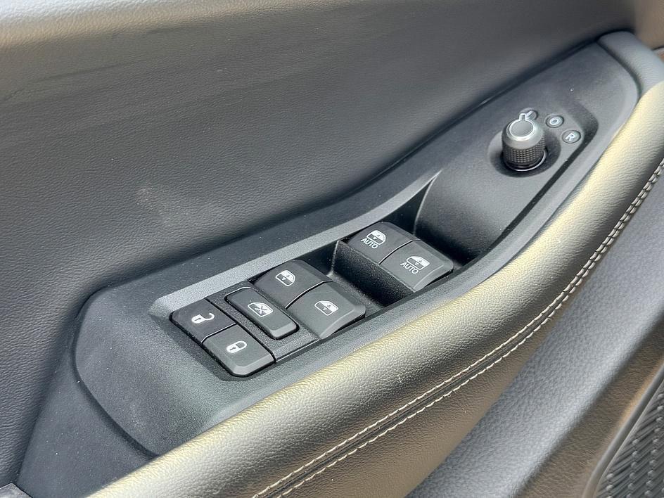 used 2023 Jeep Grand Cherokee L car, priced at $26,200