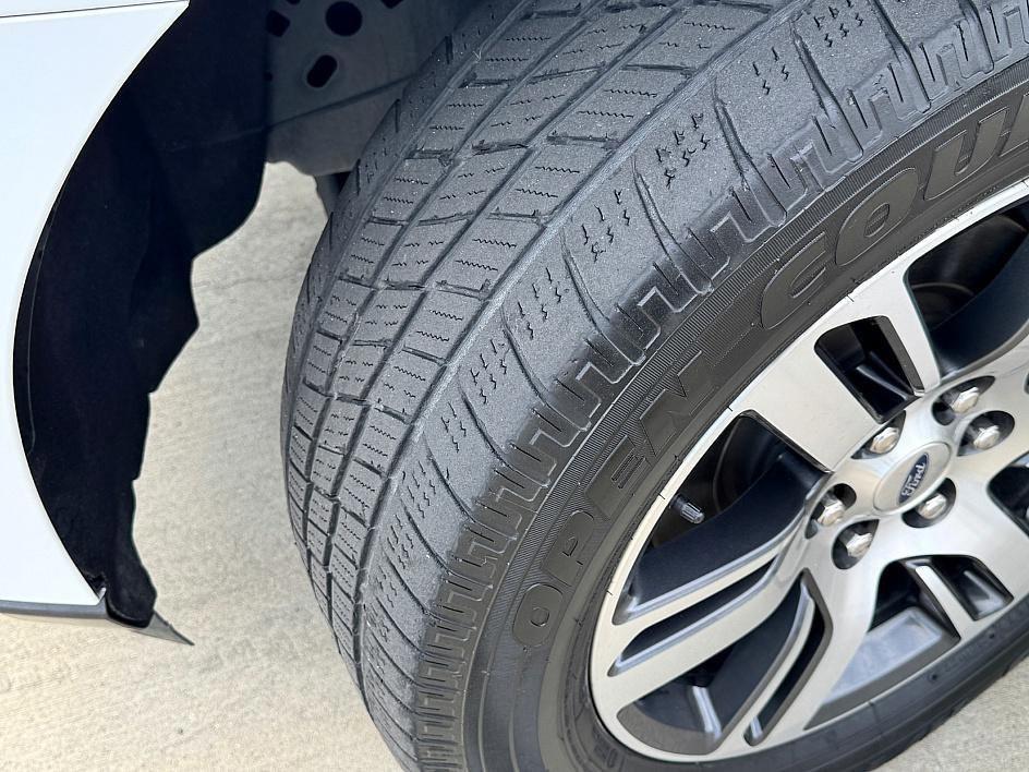 used 2023 Ford Expedition car, priced at $37,400
