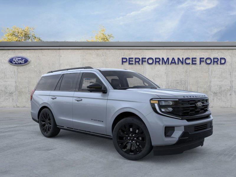 new 2025 Ford Expedition car, priced at $78,336