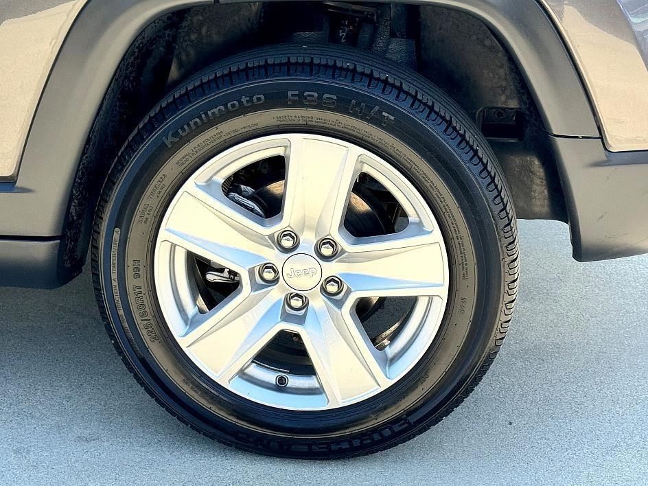 used 2022 Jeep Compass car, priced at $19,200