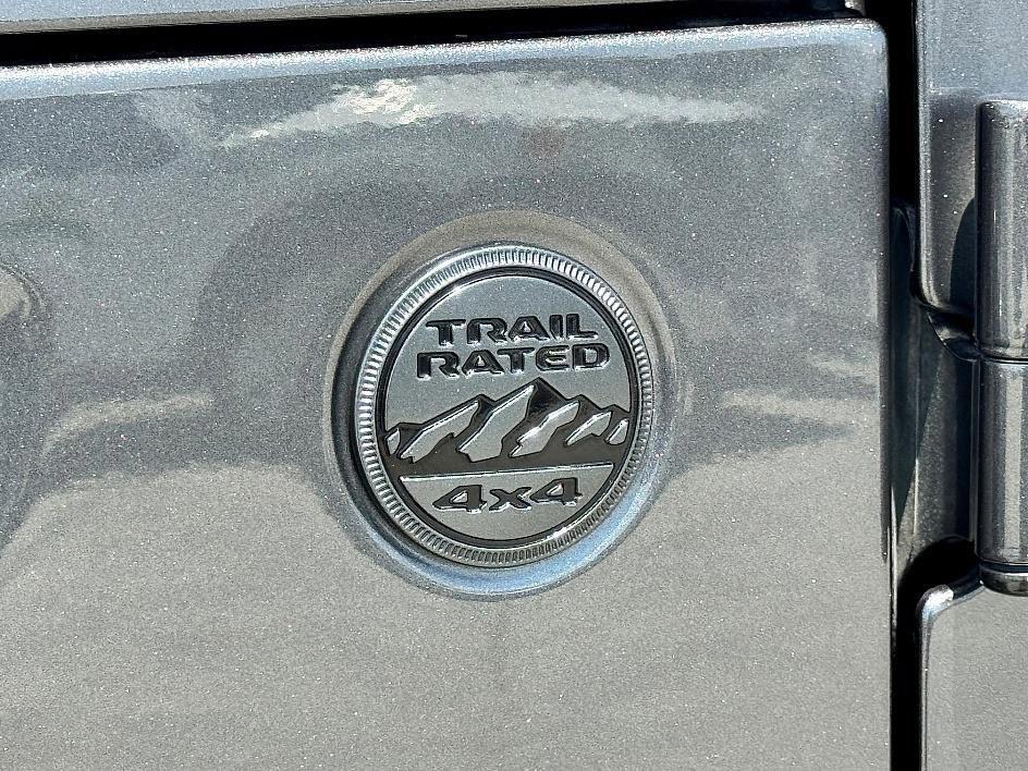 used 2022 Jeep Gladiator car, priced at $30,460