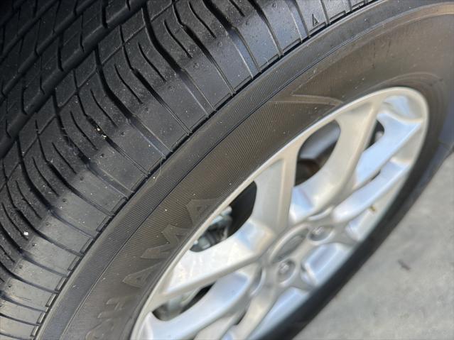 used 2024 Chrysler Pacifica car, priced at $26,295