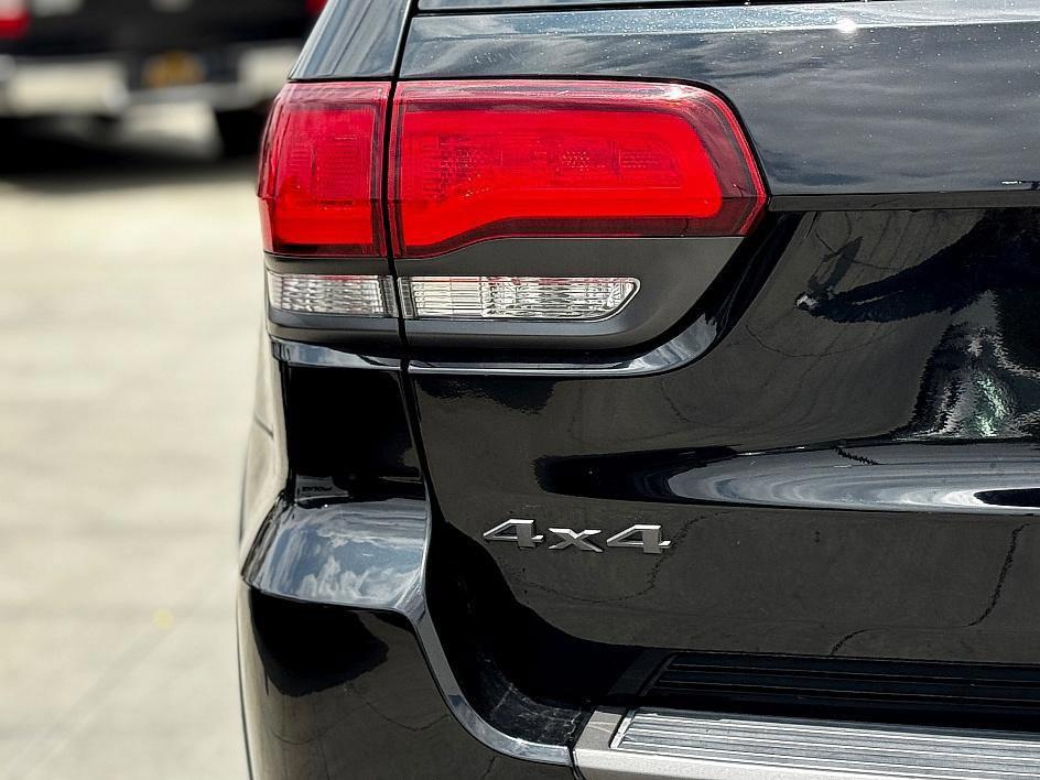 used 2021 Jeep Grand Cherokee car, priced at $32,999