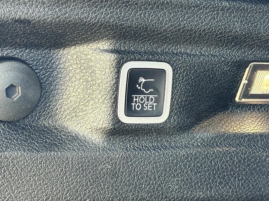 used 2021 Jeep Grand Cherokee L car, priced at $26,990