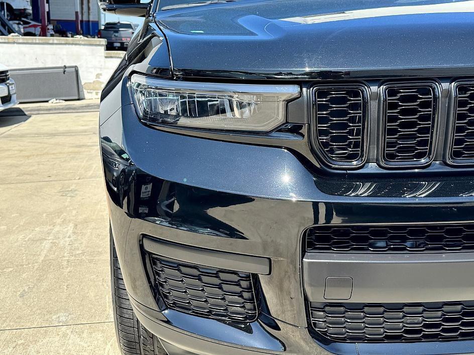 used 2021 Jeep Grand Cherokee L car, priced at $26,990
