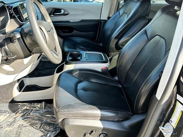 used 2022 Chrysler Pacifica car, priced at $23,025