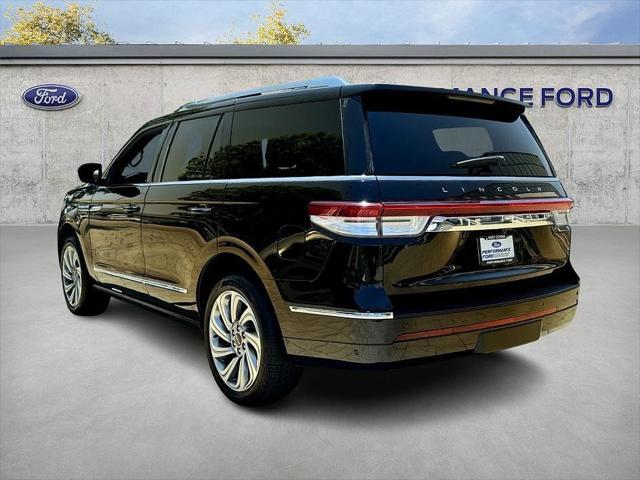 used 2022 Lincoln Navigator car, priced at $51,559