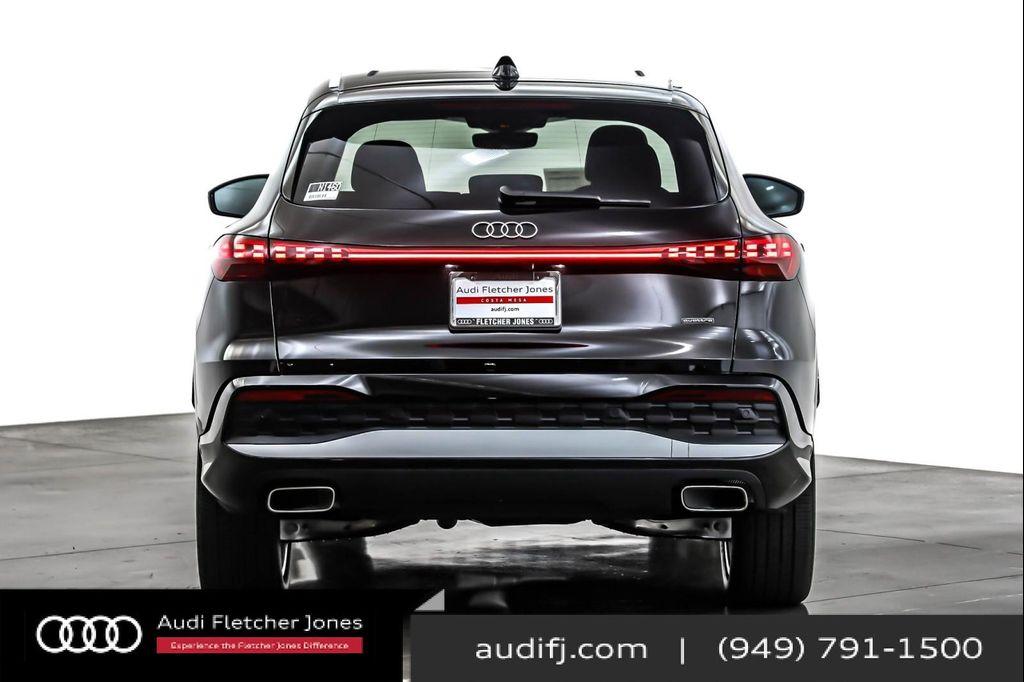 new 2025 Audi Q5 car, priced at $60,290