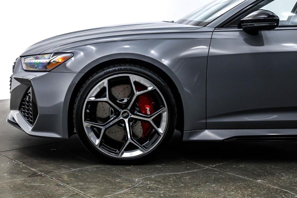 new 2025 Audi RS 6 Avant car, priced at $145,295