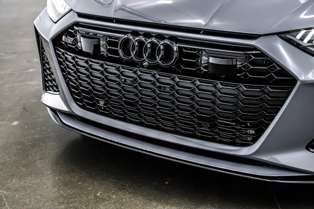 new 2025 Audi RS 6 Avant car, priced at $145,295