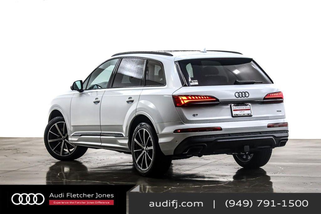 new 2026 Audi Q7 car, priced at $71,705